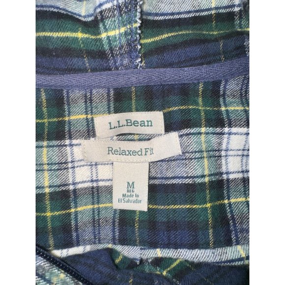LL Bean, women’s green plaid, long sleeve, flannel relaxed, fit size, medium - Picture 5 of 8